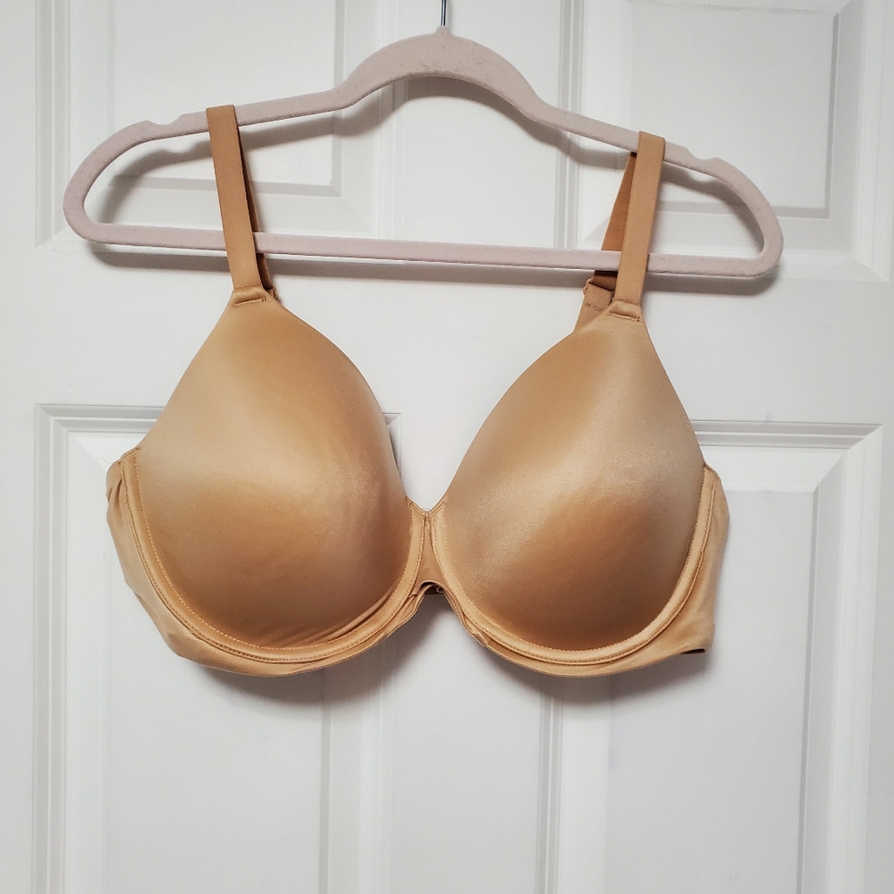 Auden 42C T-Shirt Bra Nude Beige Underwire Smooth Full Coverage